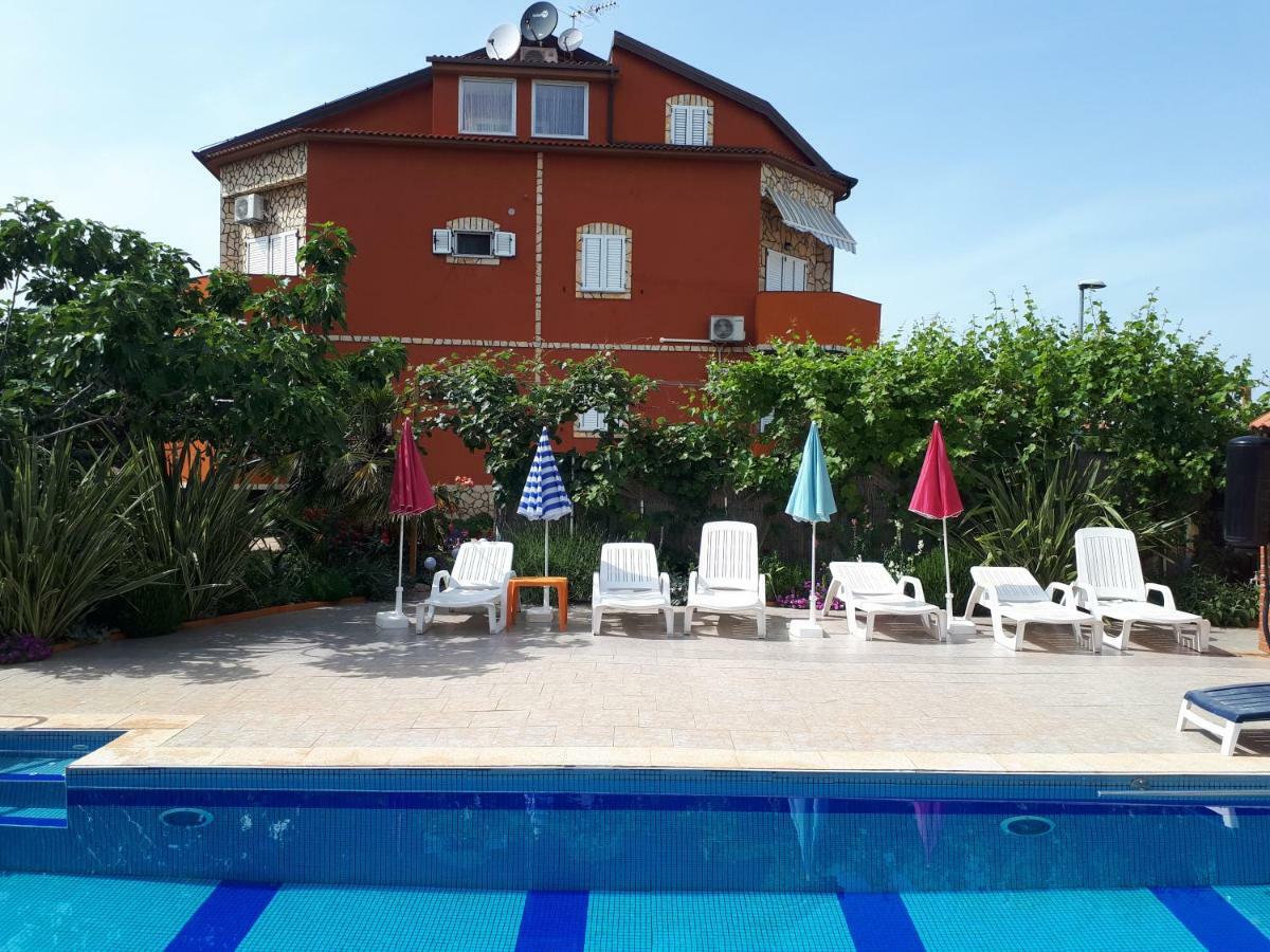 Apartments Dugonjic Umag Exteriör bild